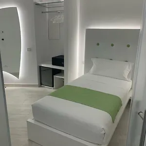 Konukevi Ahd, Milano